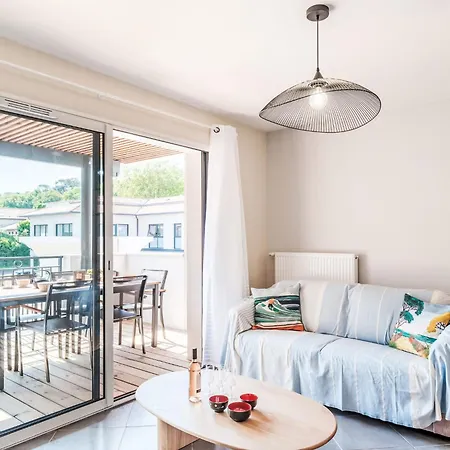 Apartment Le Patio Mauresque By Interhome