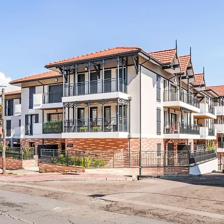 Apartment Le Patio Mauresque By Interhome Arcachon